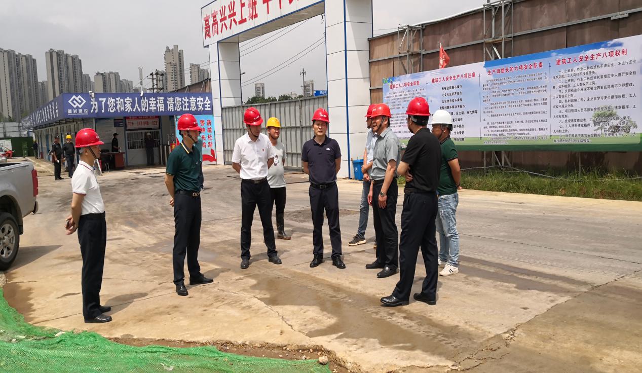 楊曉彬一行深入六安、霍邱項(xiàng)目調(diào)研安全生產(chǎn)工作