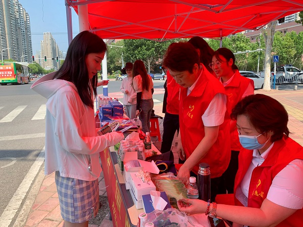 助力學(xué)子圓夢，踐行國企擔(dān)當(dāng)  安徽鹽業(yè)地產(chǎn)集團組織愛心助考公益活動