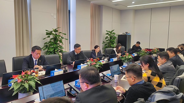 地產(chǎn)集團(tuán)等三家公司舉辦2024年一季度指標(biāo)沖刺暨內(nèi)業(yè)管理專題會